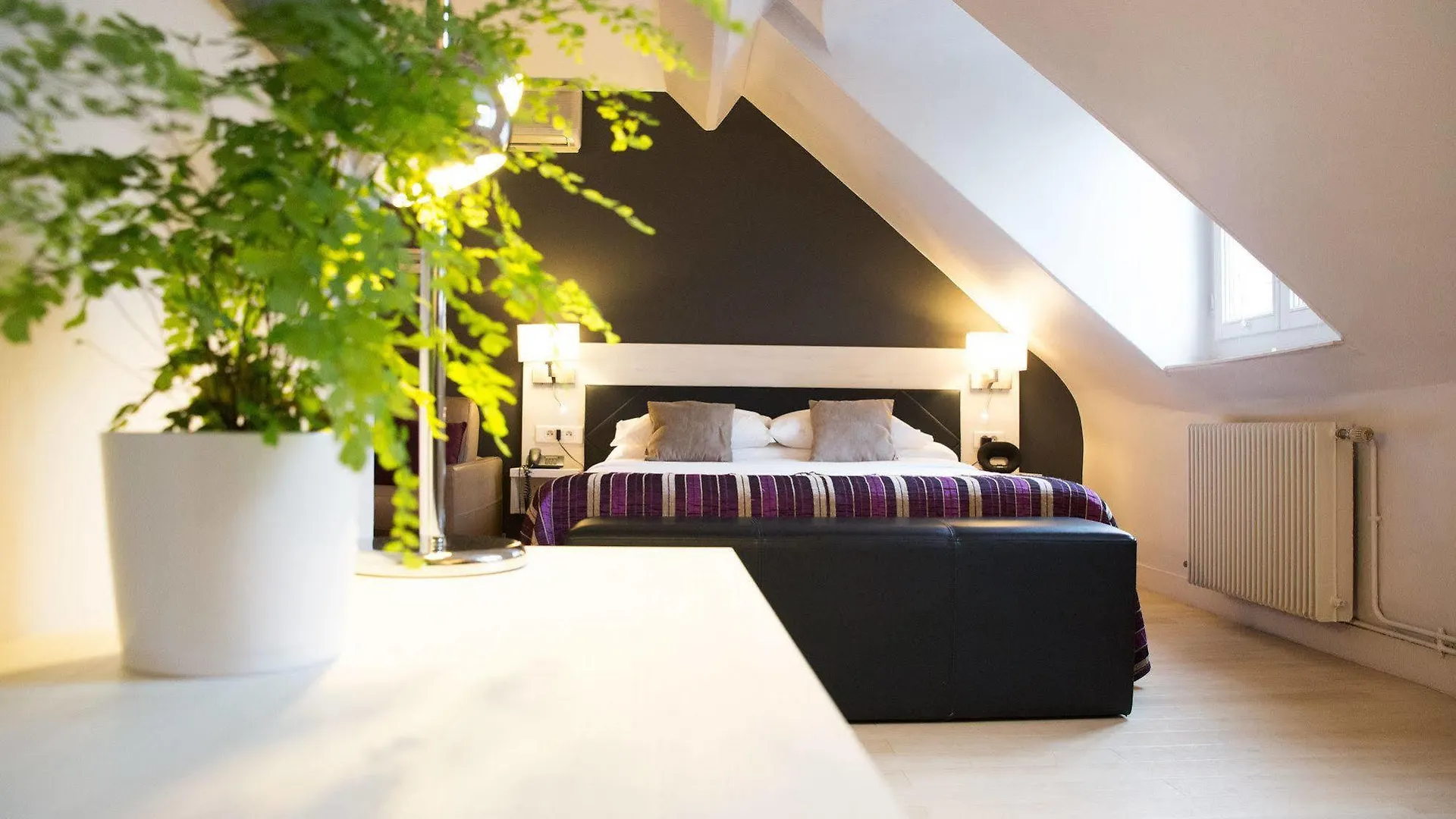 Hotel Korner Sorbonne 2*, París